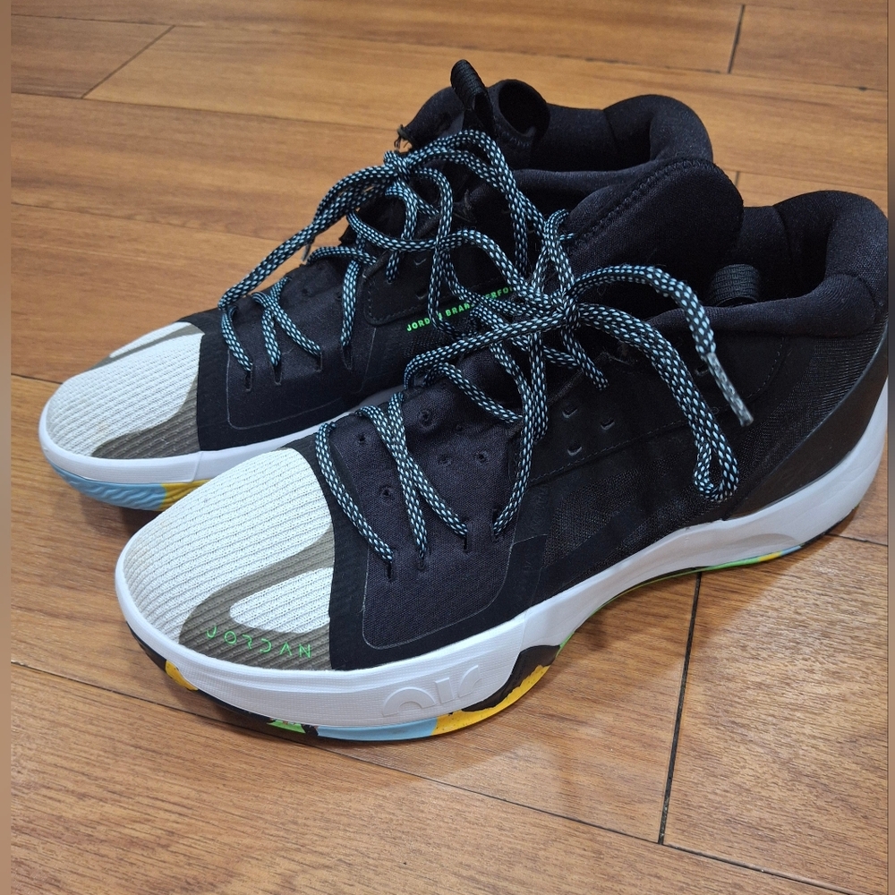Jordan Black and White Men's Shoes